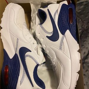 Men’s Nike AirMax Excee